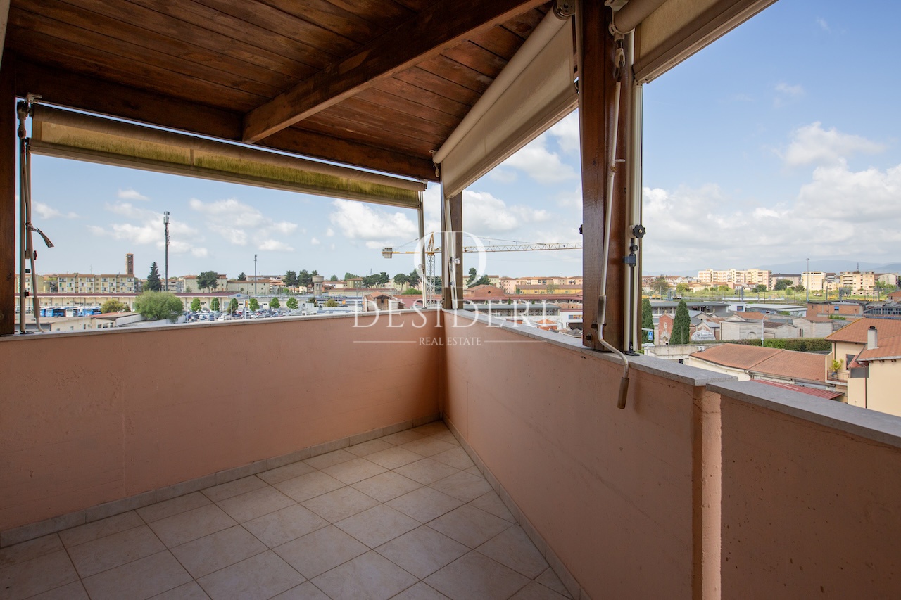 Appartamento con box in via della pace, Grosseto