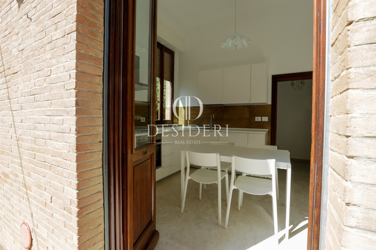 Casa indipendente con terrazzo in via sonnino, Grosseto