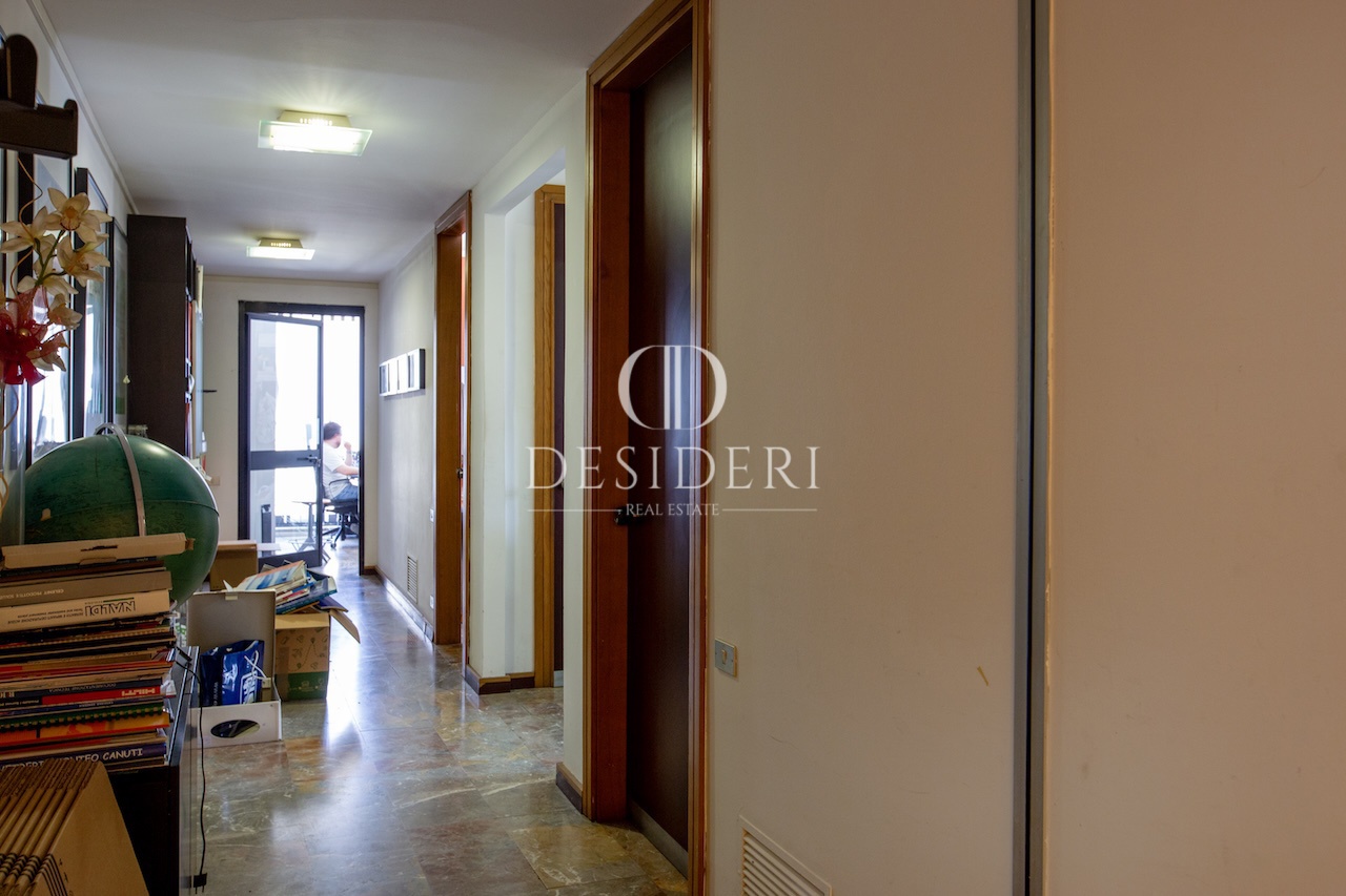 Ufficio con terrazzo in palazzo cosimini, Grosseto