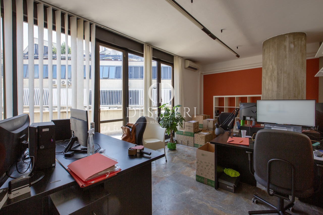Ufficio con terrazzo in palazzo cosimini, Grosseto