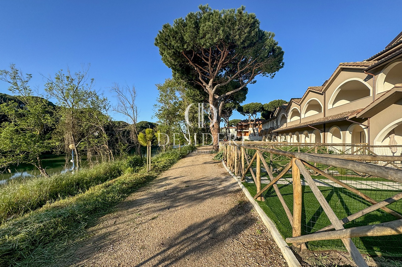 Trilocale con giardino in via del navigatore, Grosseto