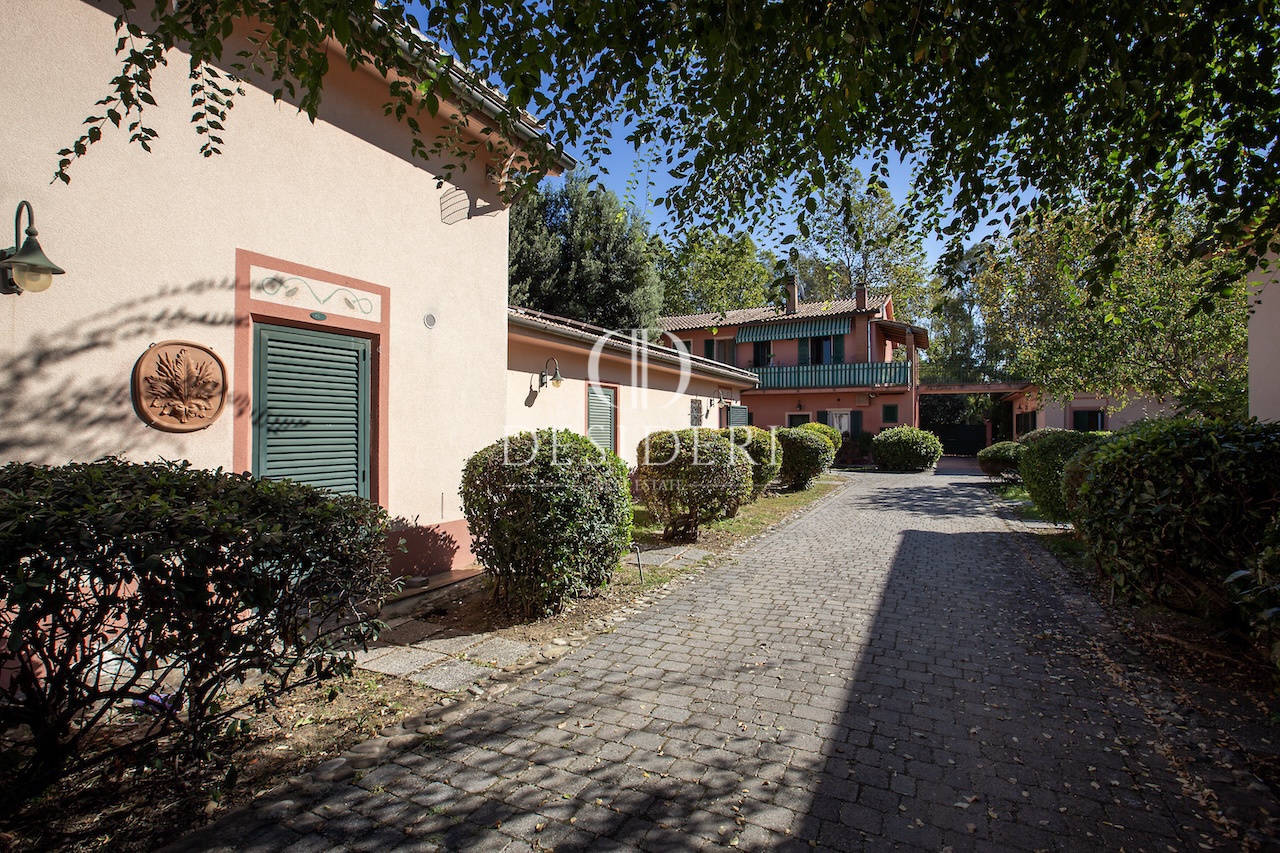Casa indipendente arredata in affitto in via del commendone, Grosseto