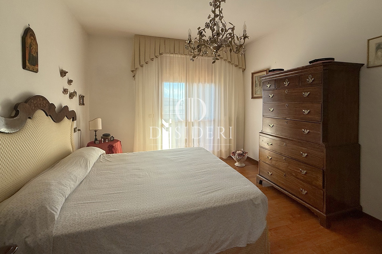 Casa indipendente con giardino in via del gesso, Roccastrada