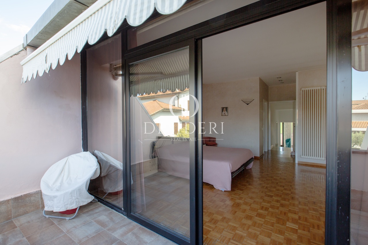 Villa con giardino in via sila, Grosseto