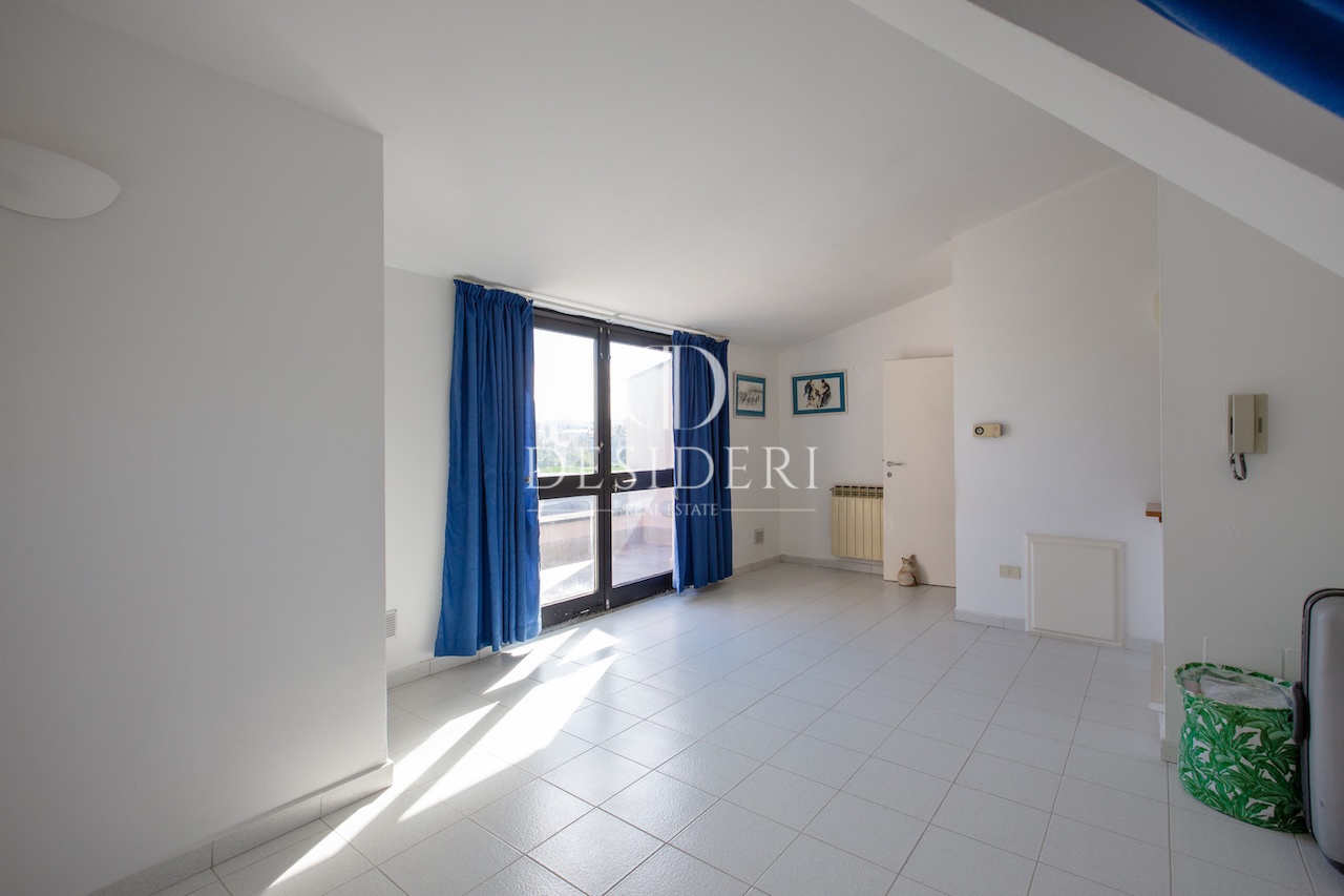 Villa con giardino in via sila, Grosseto