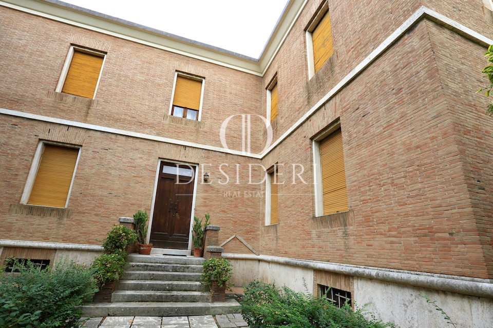 Casa indipendente con giardino in via sonnino, Grosseto