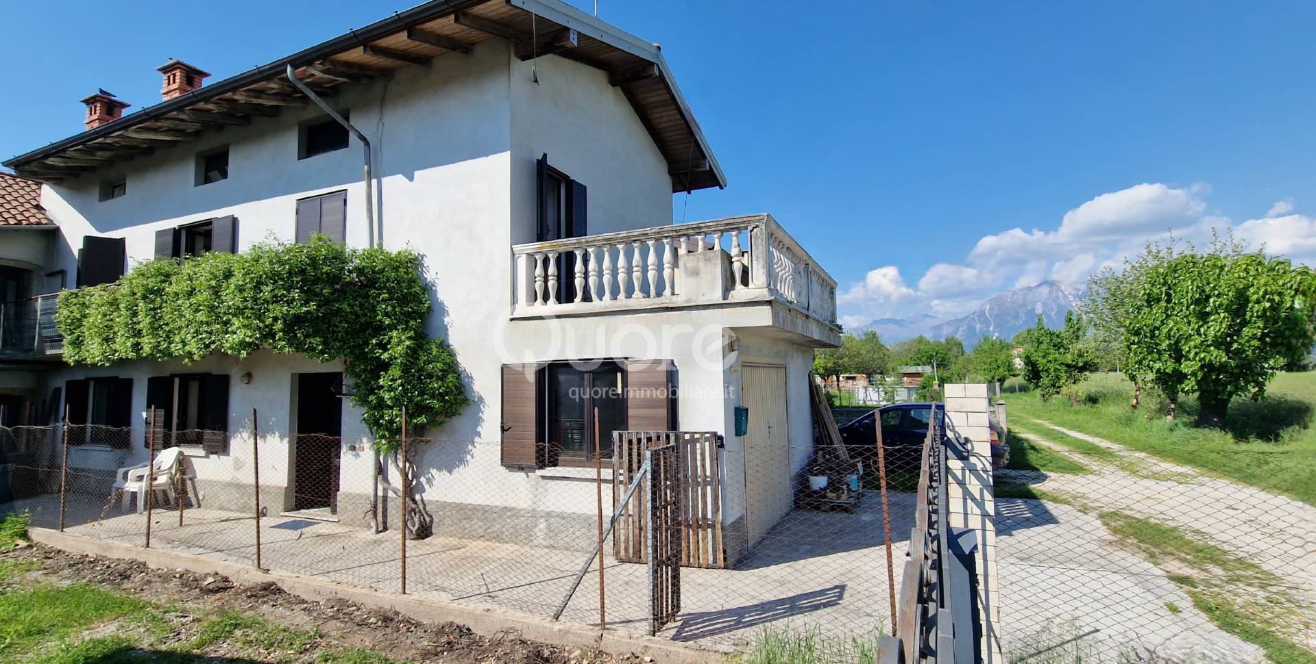 Villa a schiera di testa in vendita a Buja, Tomba