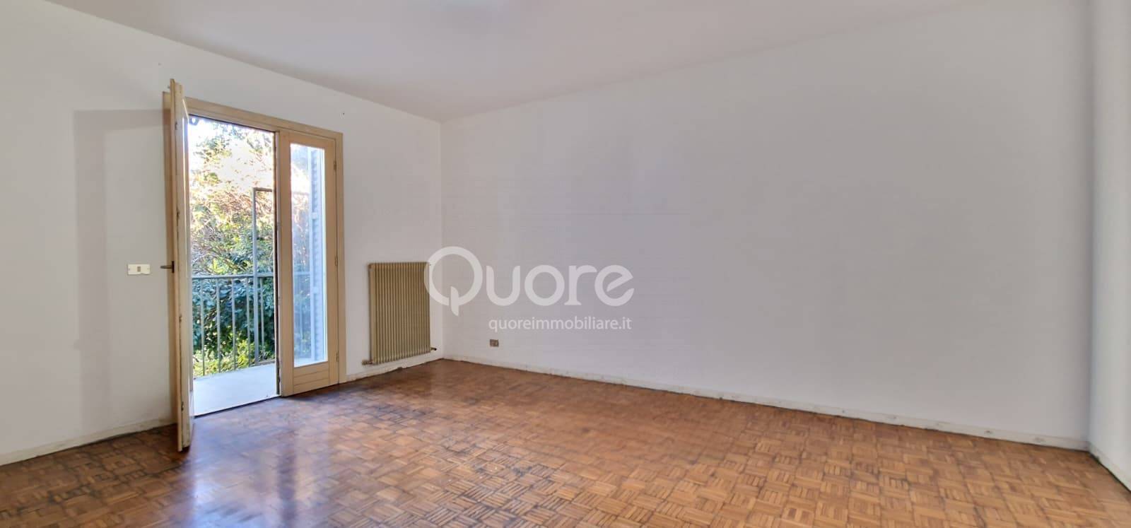 Appartamento in vendita a Gemona del Friuli, Gemona