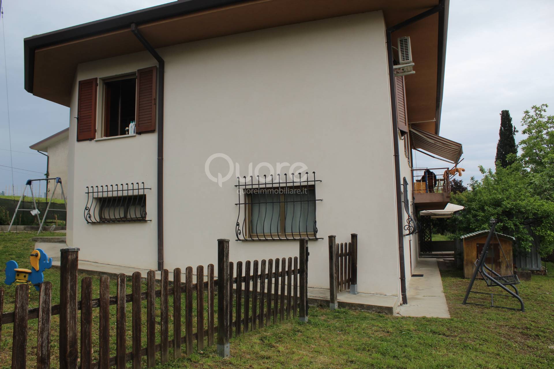 Casa indipendente in affitto a Buja, Urbignacco