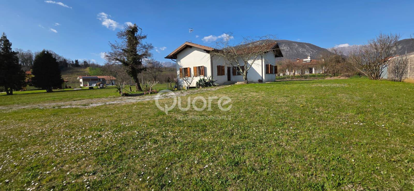 Casa indipendente in vendita a Nimis