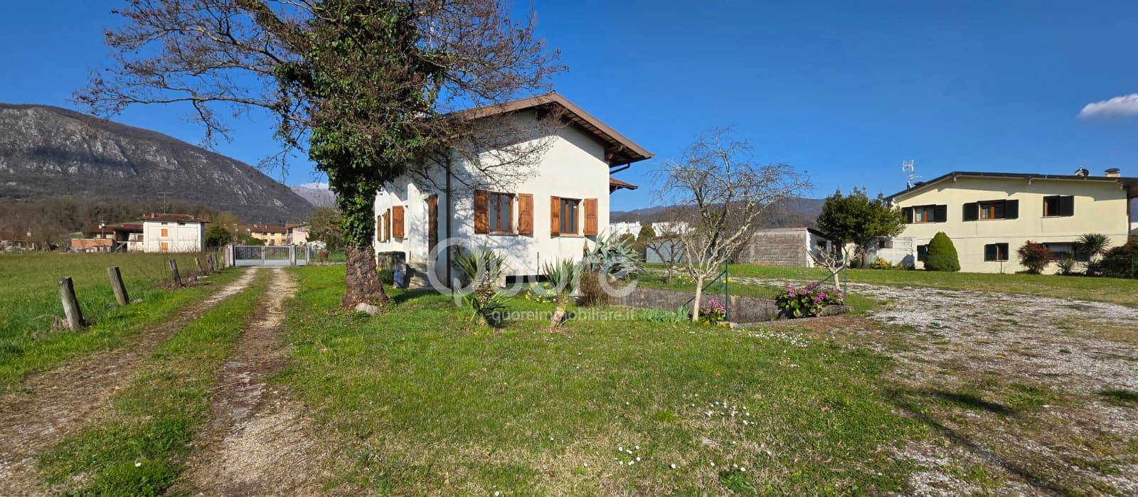 Casa indipendente in vendita a Nimis