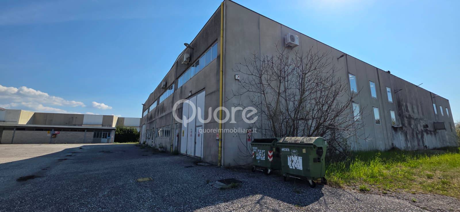 Capannone industriale in vendita a Tavagnacco, Feletto Umberto