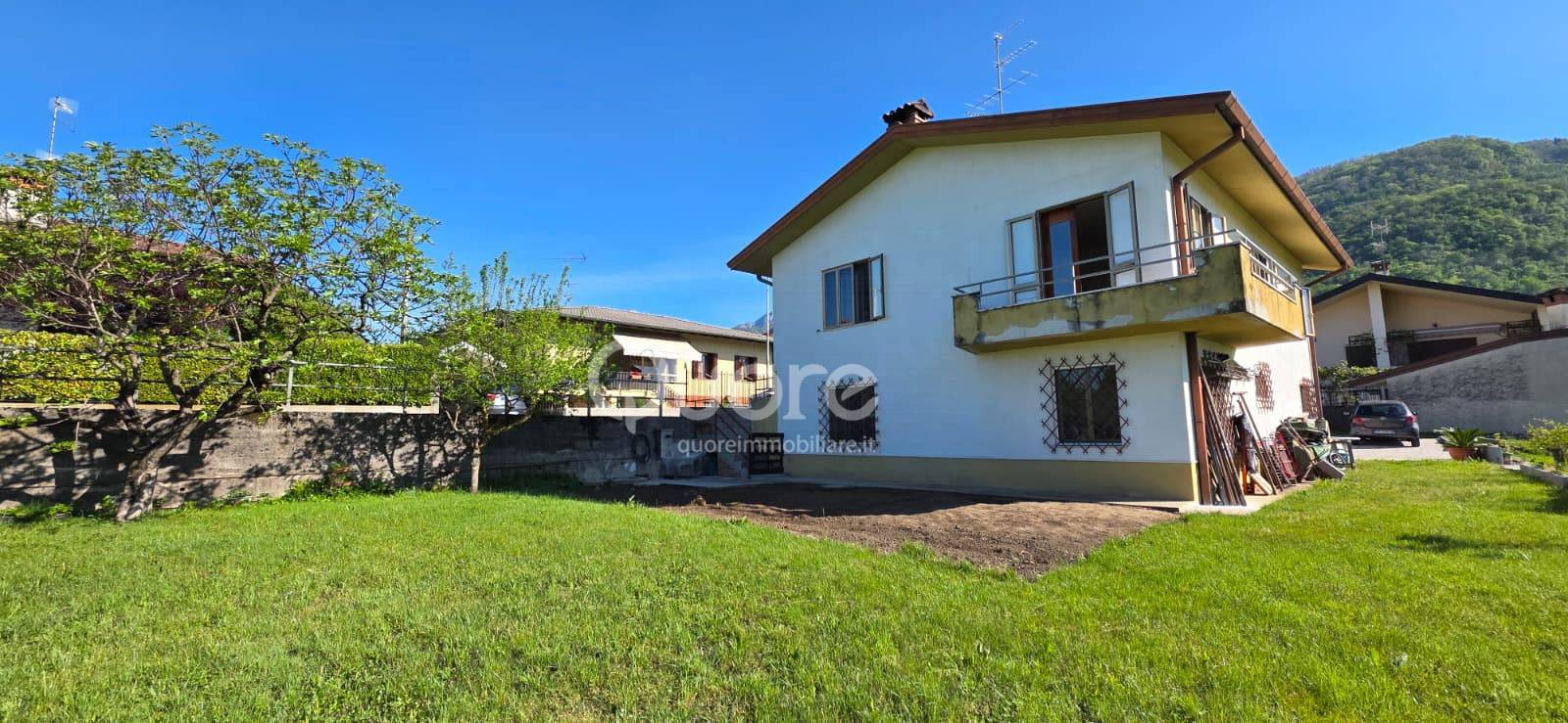 Casa indipendente in vendita a Artegna