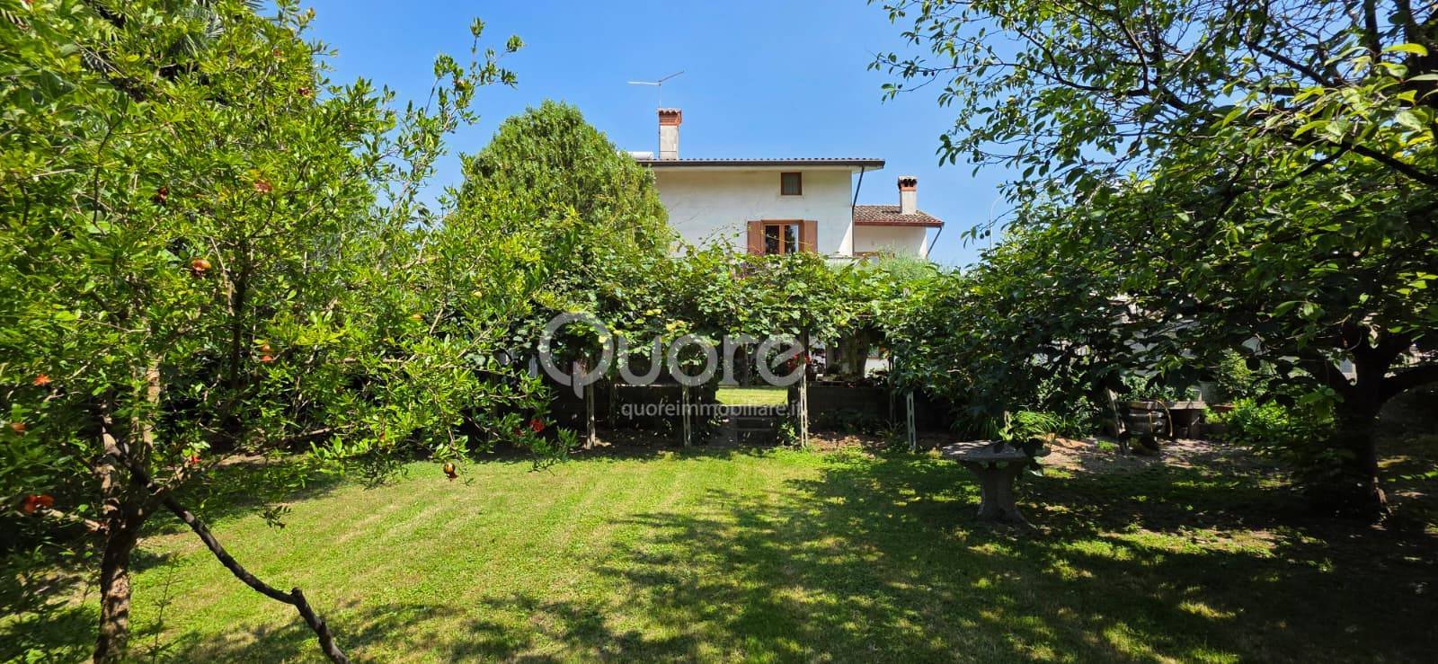 Casa indipendente in vendita a Gemona del Friuli, Campo Lessi