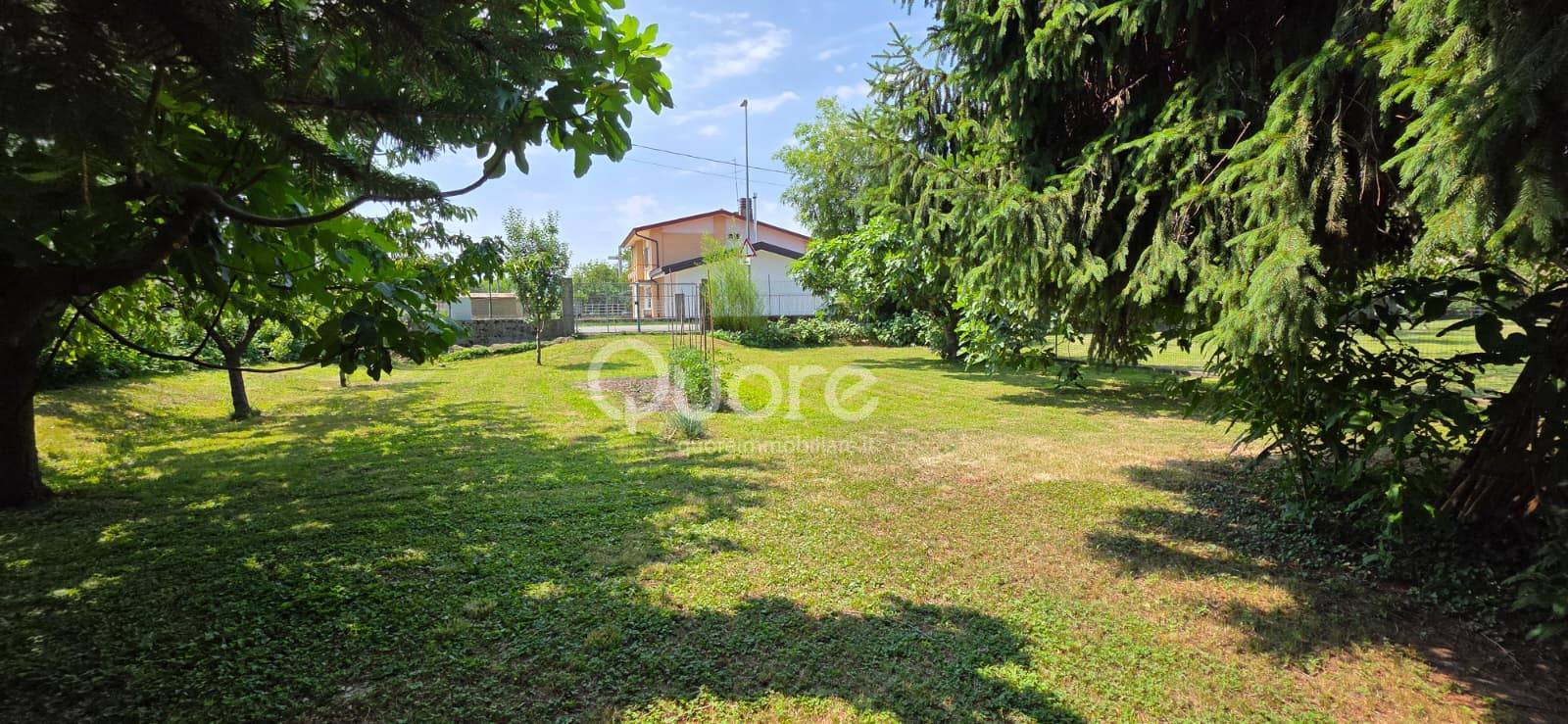 Casa indipendente in vendita a Gemona del Friuli, Campo Lessi