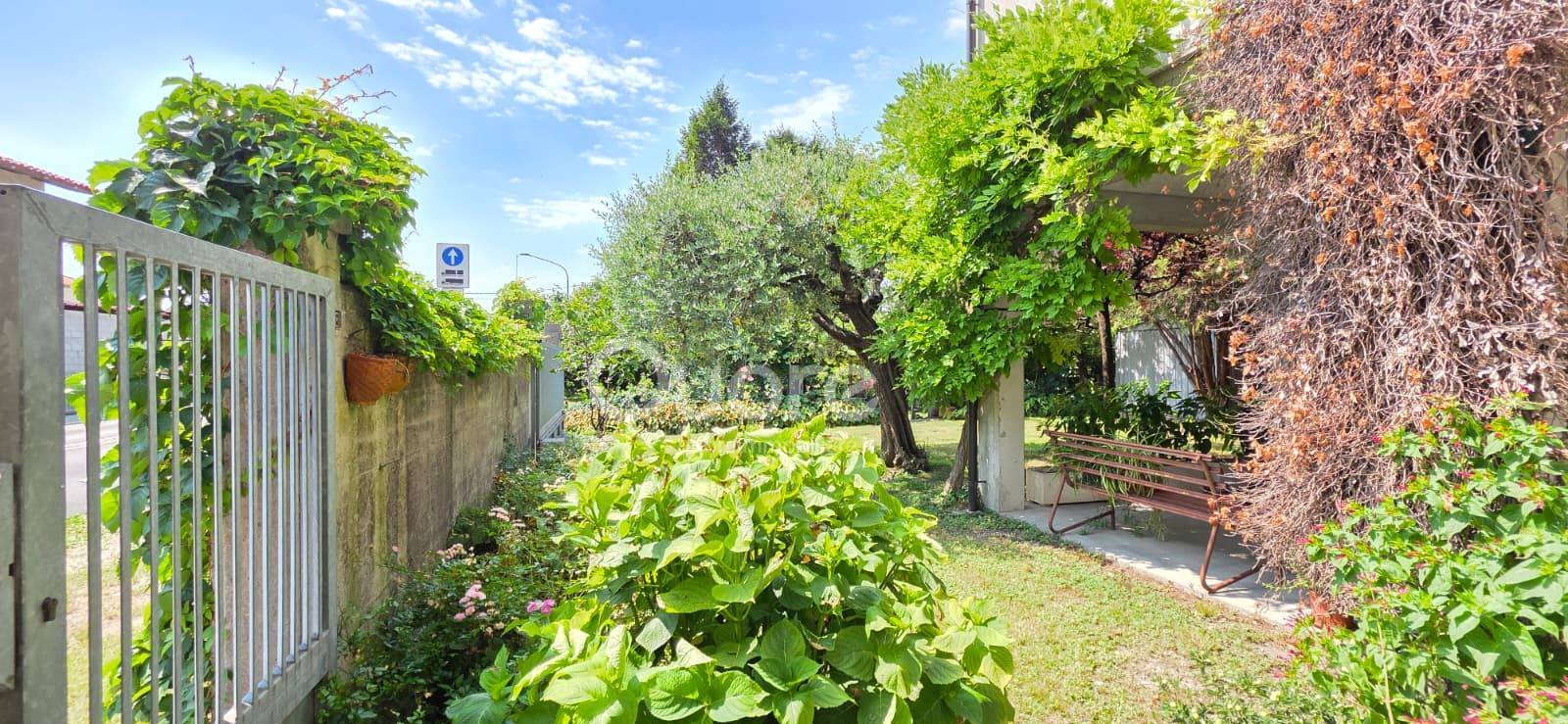 Casa indipendente in vendita a Gemona del Friuli, Campo Lessi