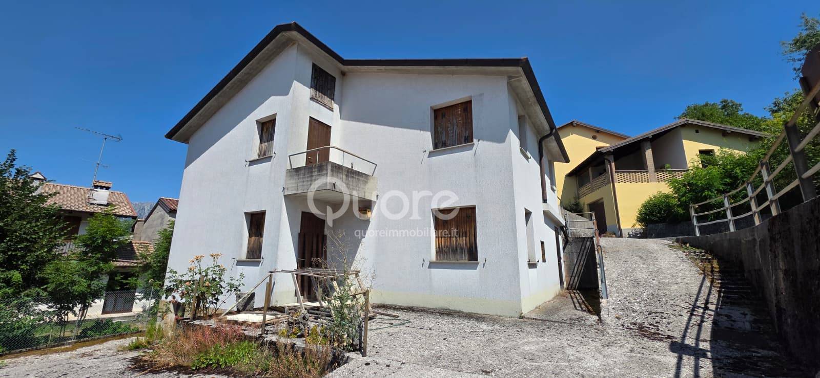 Casa indipendente in vendita a Lusevera, Villanova