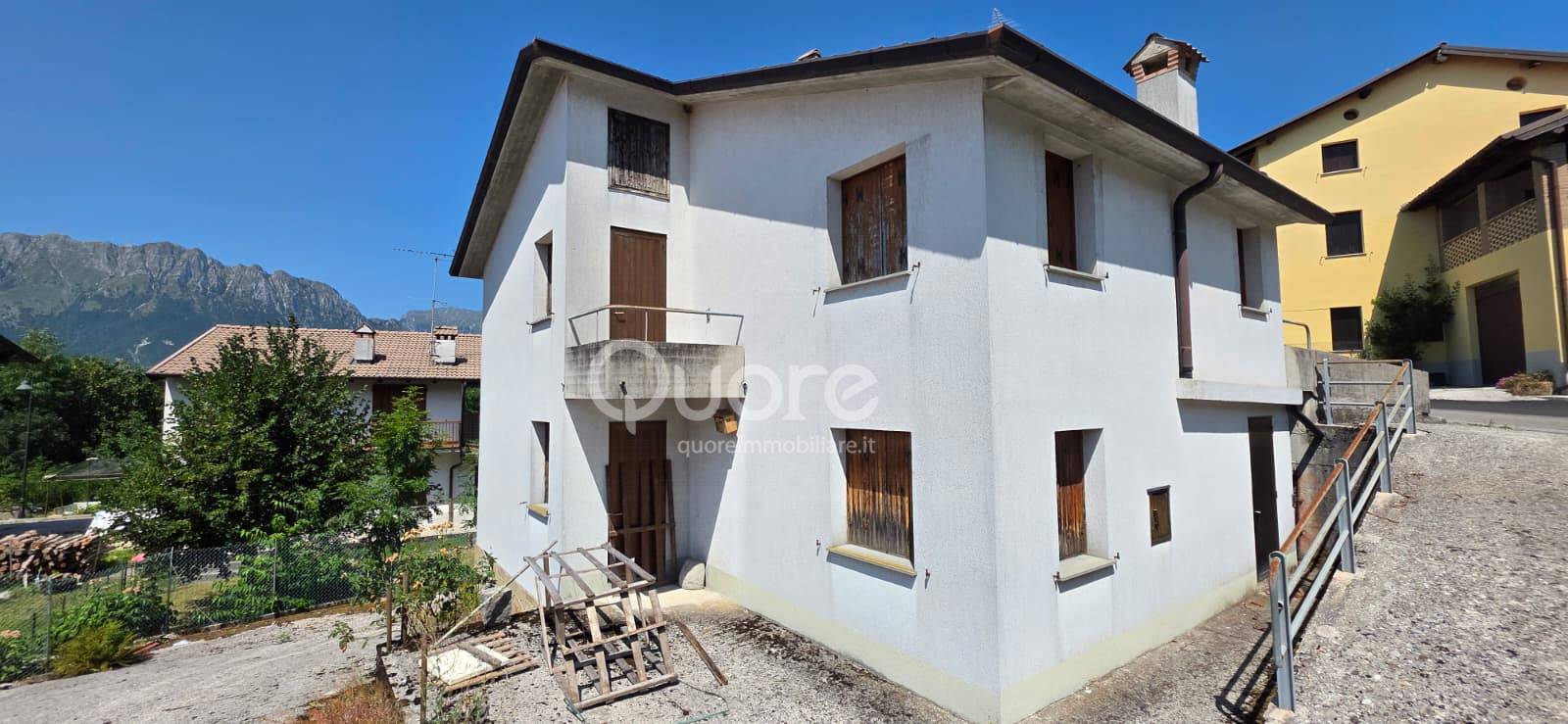 Casa indipendente in vendita a Lusevera, Villanova