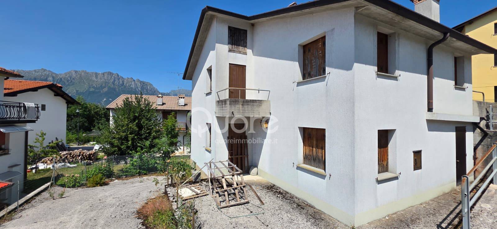 Casa indipendente in vendita a Lusevera, Villanova