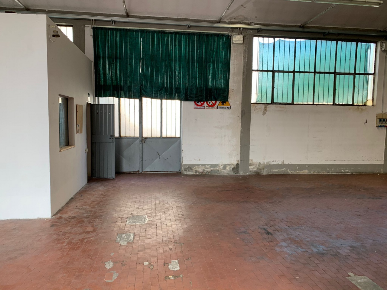Laboratorio nuovo in via nuova provinciale montalese, Montemurlo
