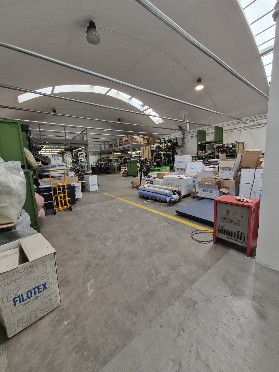 Capannone in affitto in viale labriola, Montemurlo