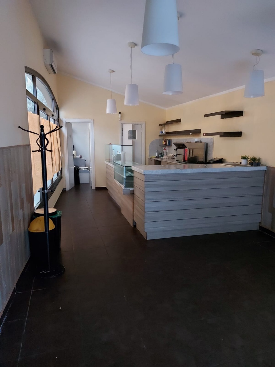 Attivit� commerciale in affitto/gestione a Prato