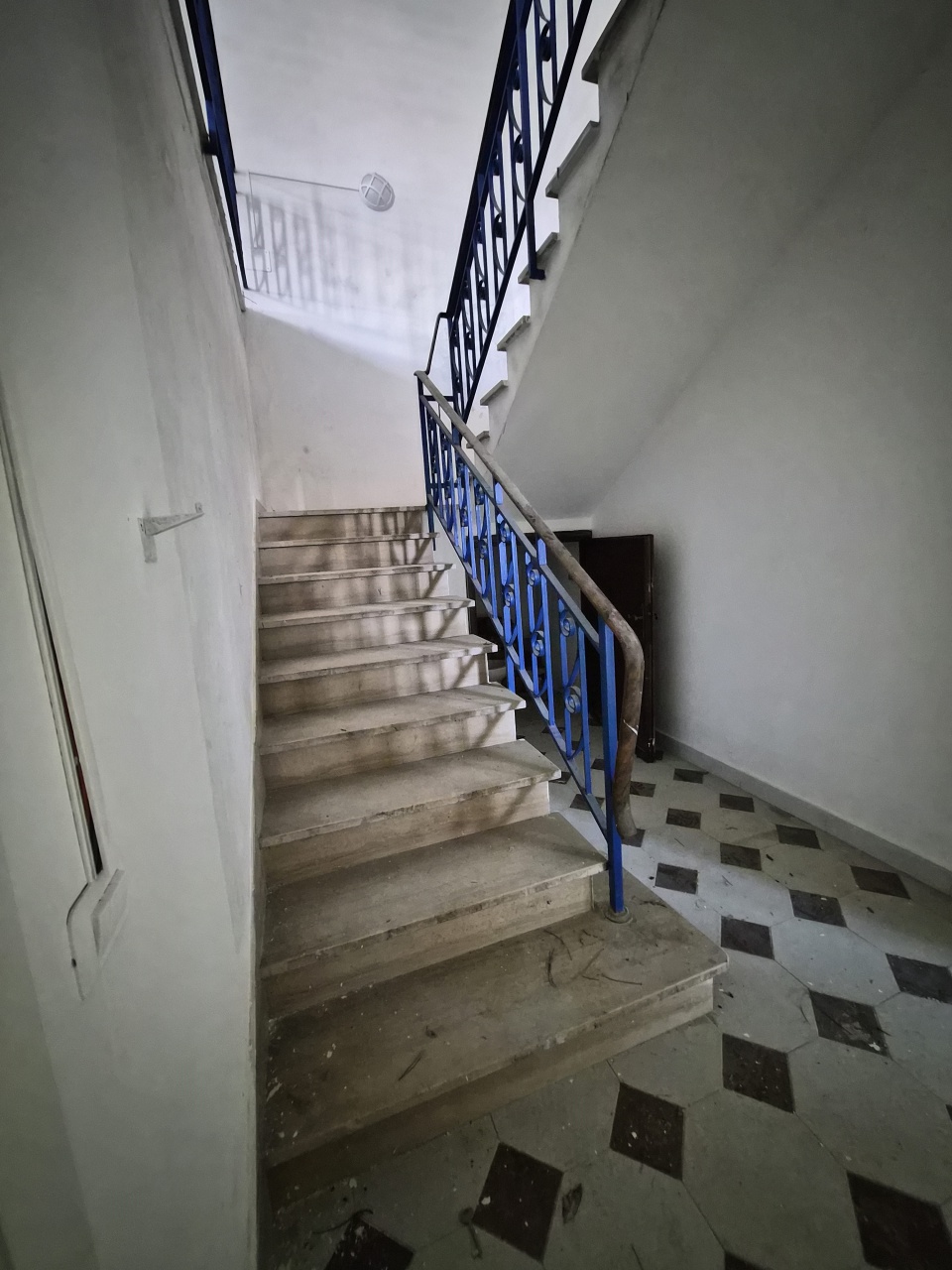 Capannone in affitto in via don lorenzo milani, Carmignano