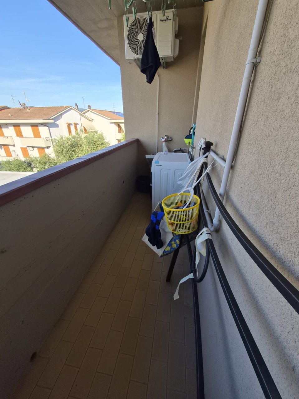 Quadrilocale arredato in affitto in via enrico mattei, Montale