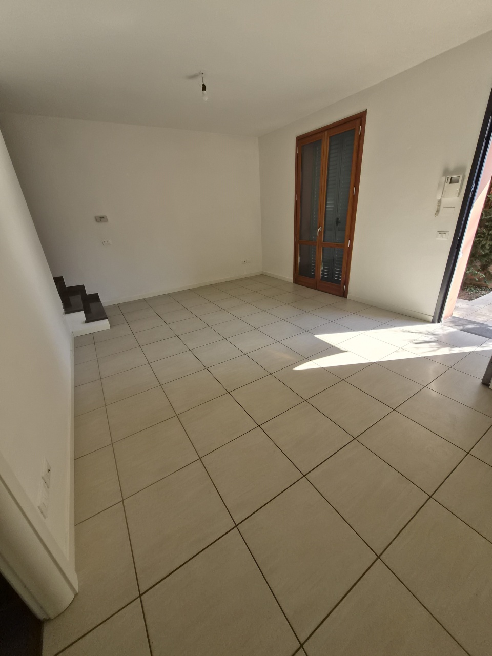 Casa indipendente con giardino a Montale