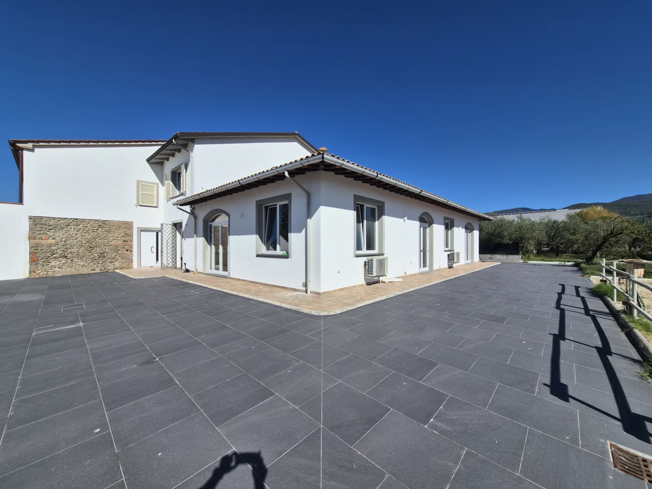 Laboratorio ristrutturato in via scarpettini, Montemurlo
