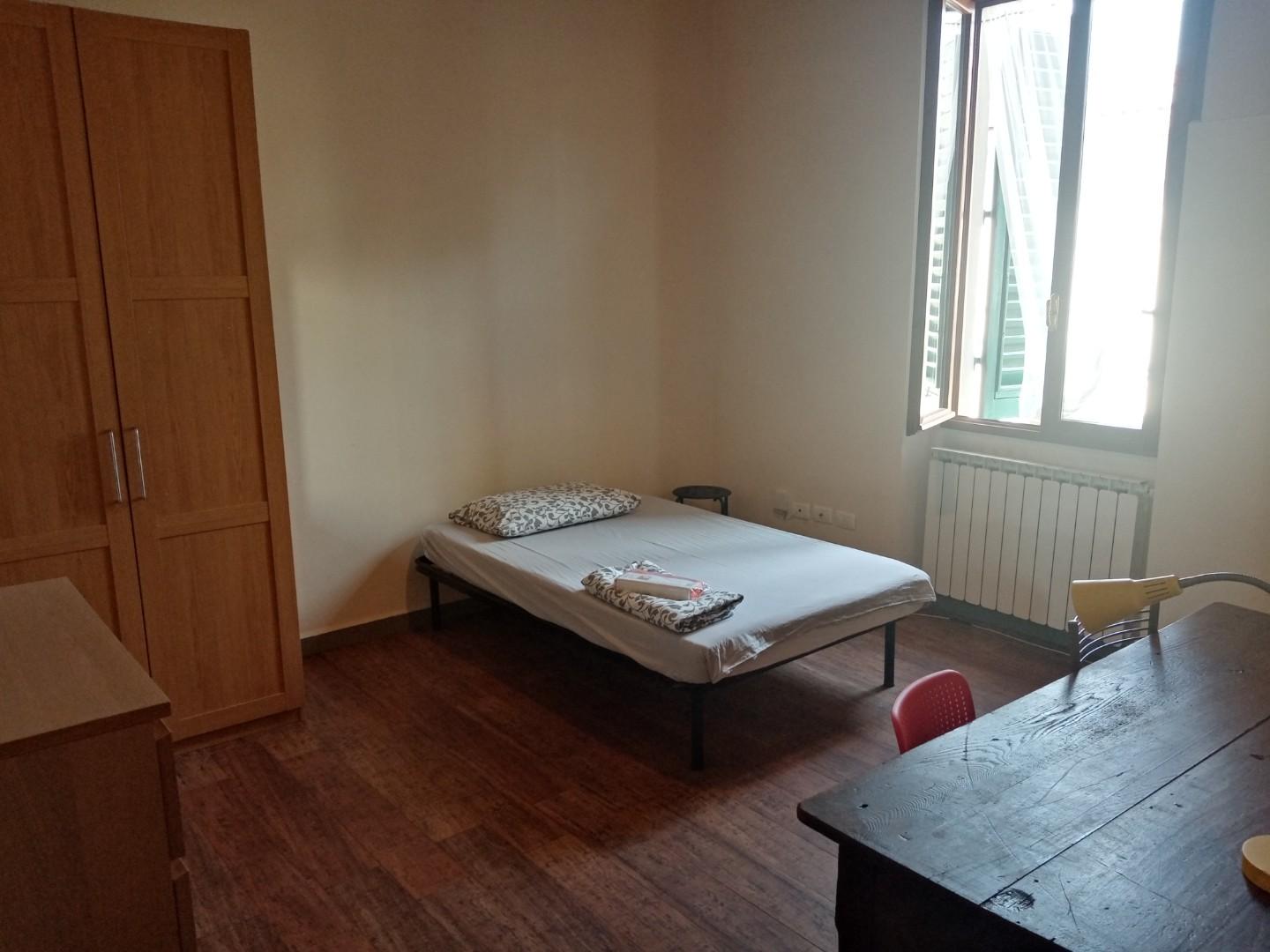 Stanza Singola con terrazzo, Firenze isolotto