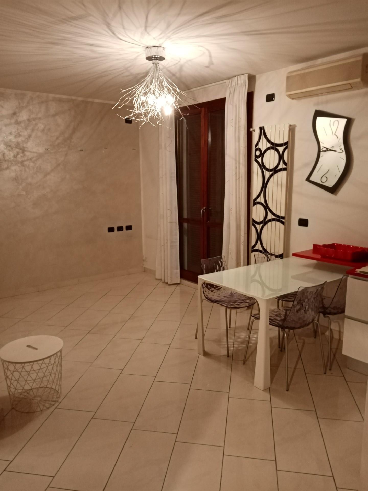 Bilocale arredato in affitto, Campi Bisenzio la villa