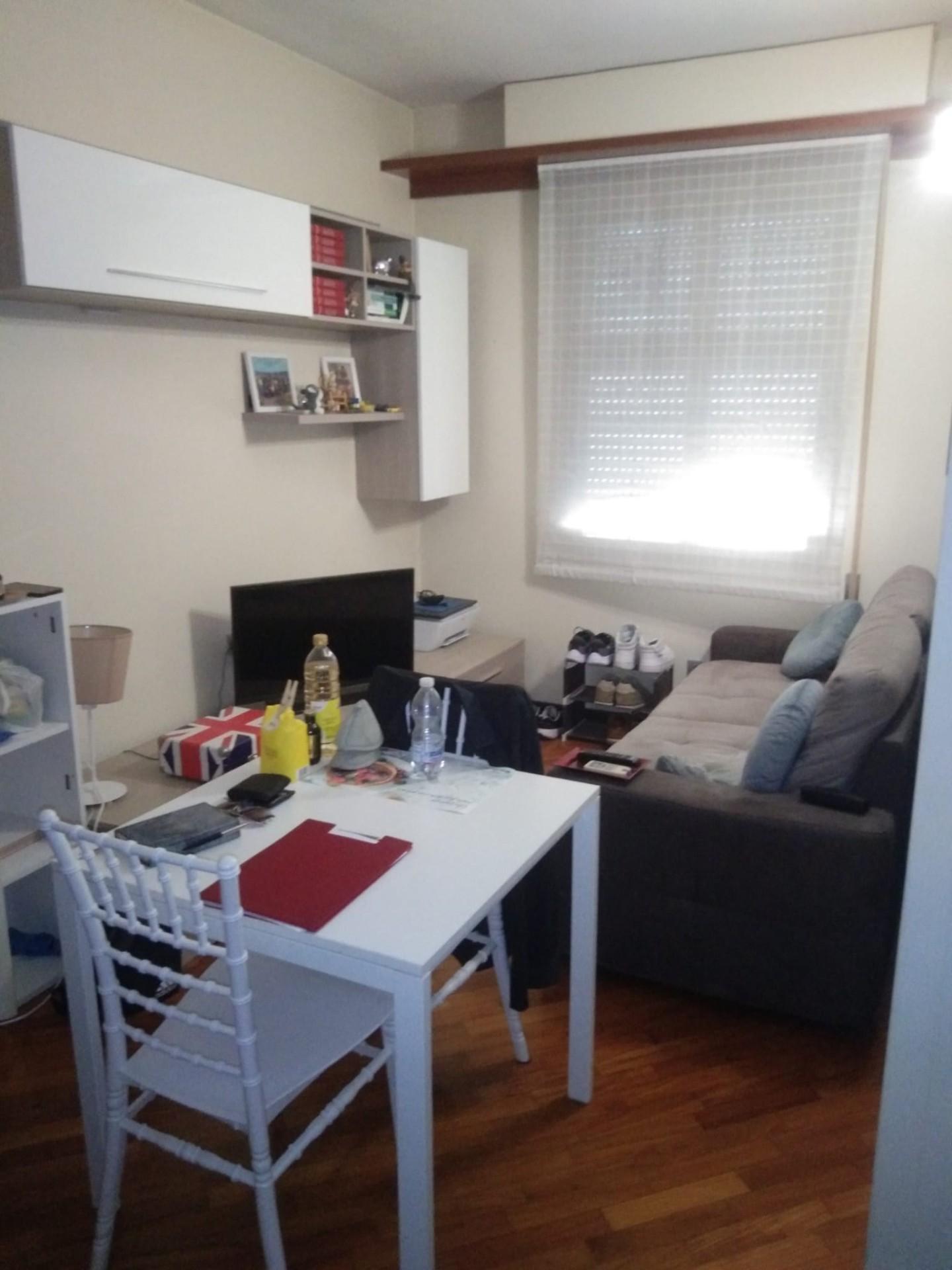 Monolocale arredato in affitto, Prato badie