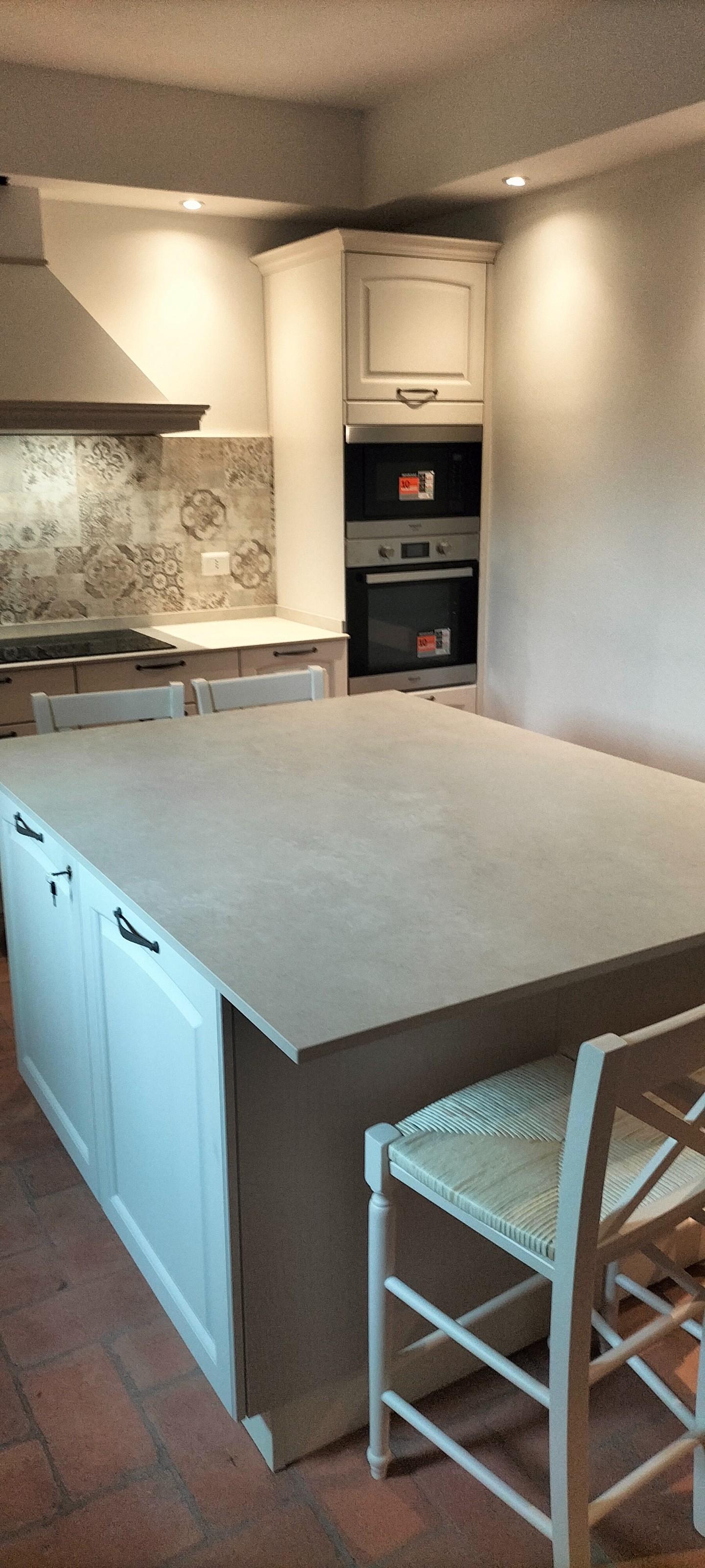 Stanza Singola nuova, Prato iolo