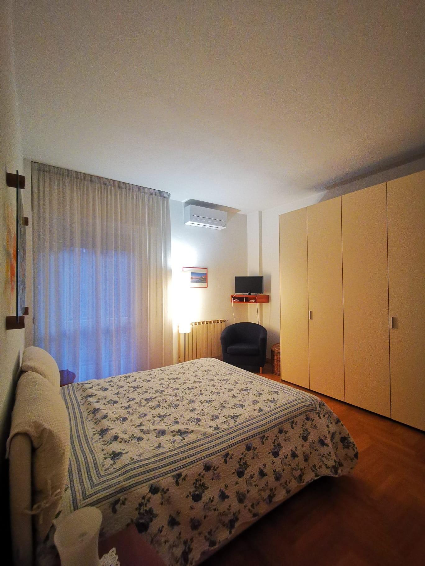 Trilocale arredato in affitto, Signa centro