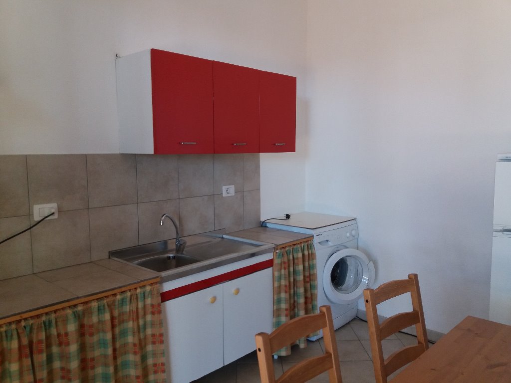 Monolocale arredato in affitto, Campi Bisenzio san piero a ponti