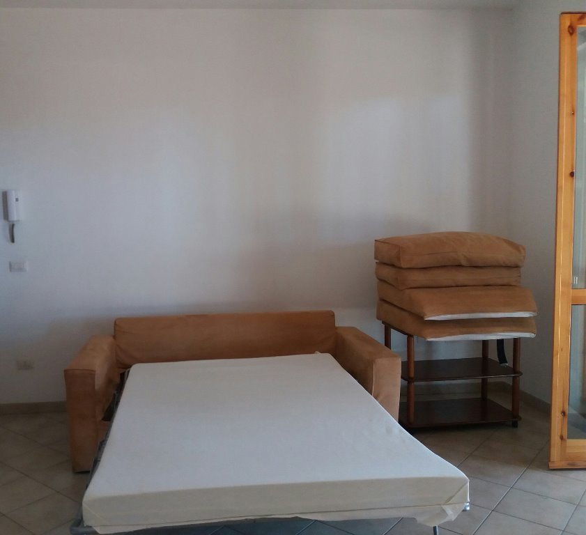 Monolocale arredato in affitto, Campi Bisenzio san piero a ponti