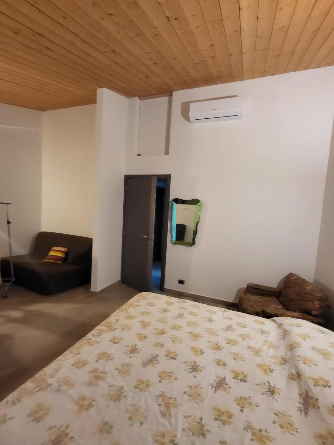 Casa indipendente arredata in affitto, Scandicci centro