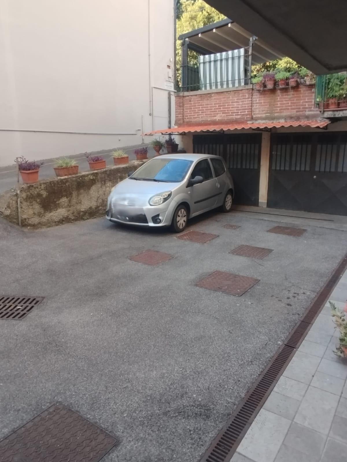 Box/Garage 11mq in affitto a Prato