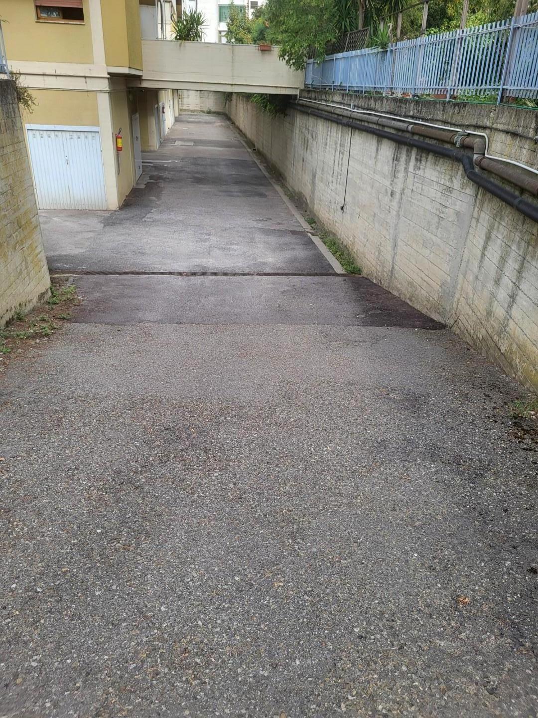 Box/Garage 10mq in affitto, Firenze ponte a greve