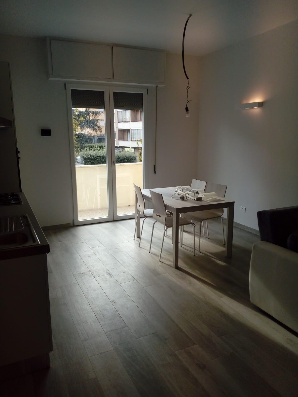 Bilocale arredato in affitto, Scandicci centro