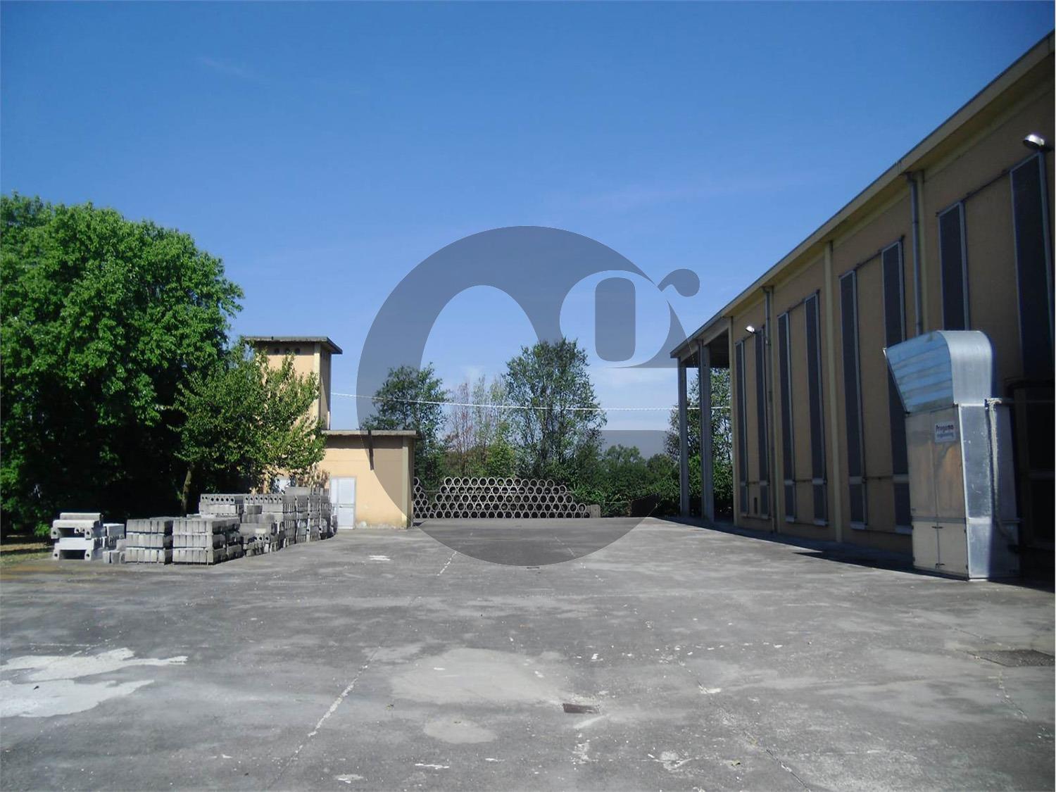 Locale commerciale in vendita a Busseto