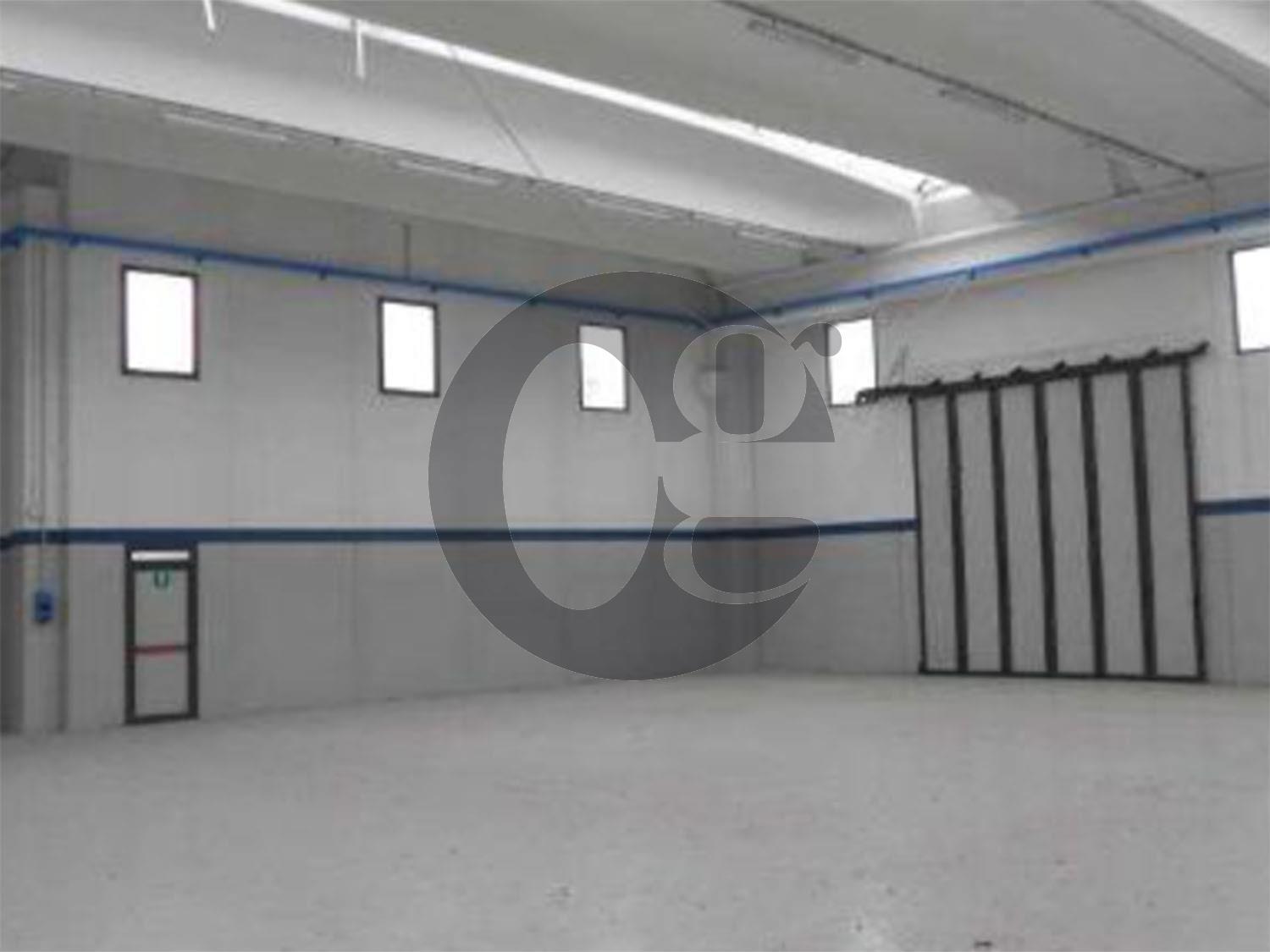 Locale commerciale da ristrutturare a Ghedi