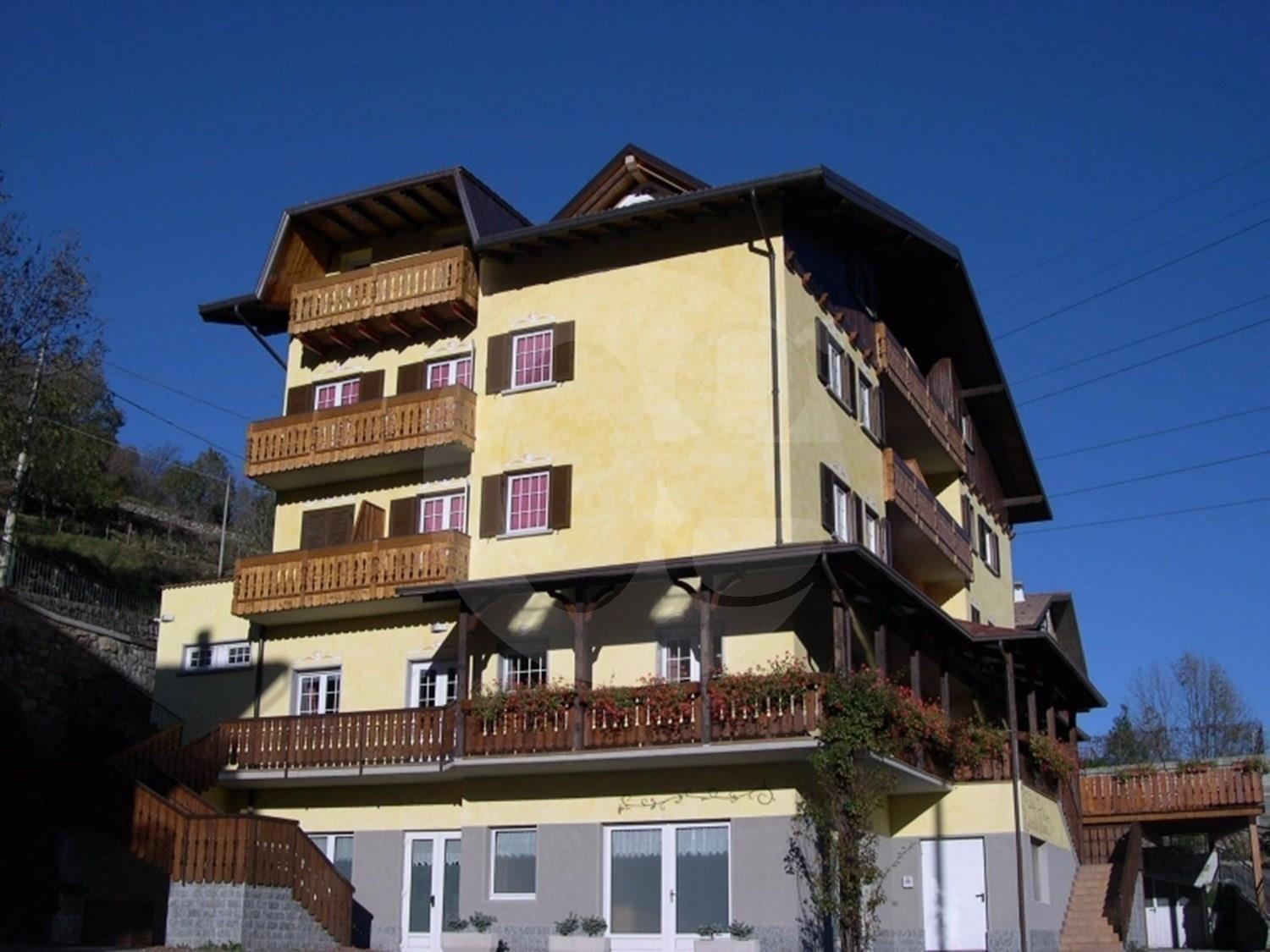 Locale commerciale ristrutturata a Vezza d'Oglio