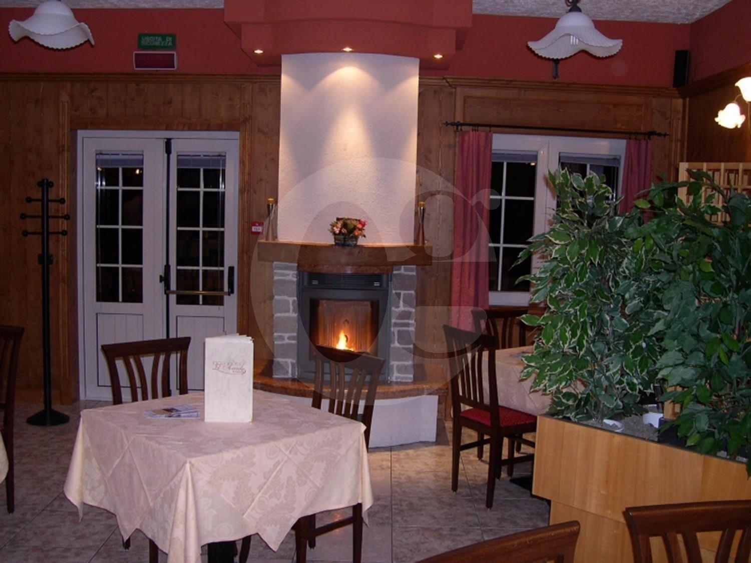 Locale commerciale ristrutturata a Vezza d'Oglio