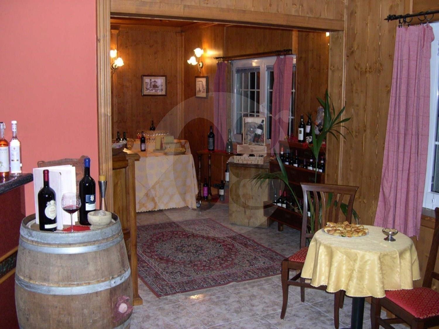 Locale commerciale ristrutturata a Vezza d'Oglio