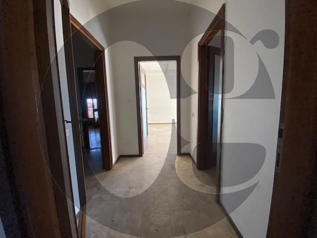 Quadrilocale con box a Brescia