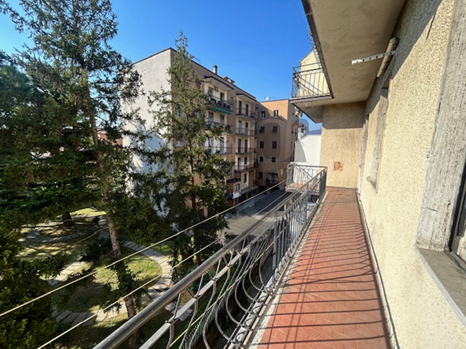 Appartamento con box a Brescia