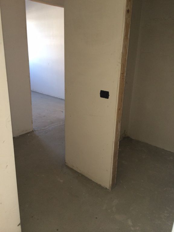 Trilocale con box a Opera