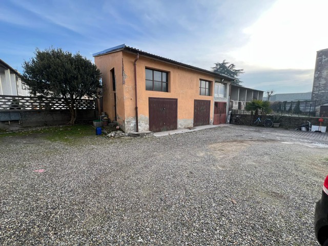 Casa indipendente ristrutturata in milano, Landriano